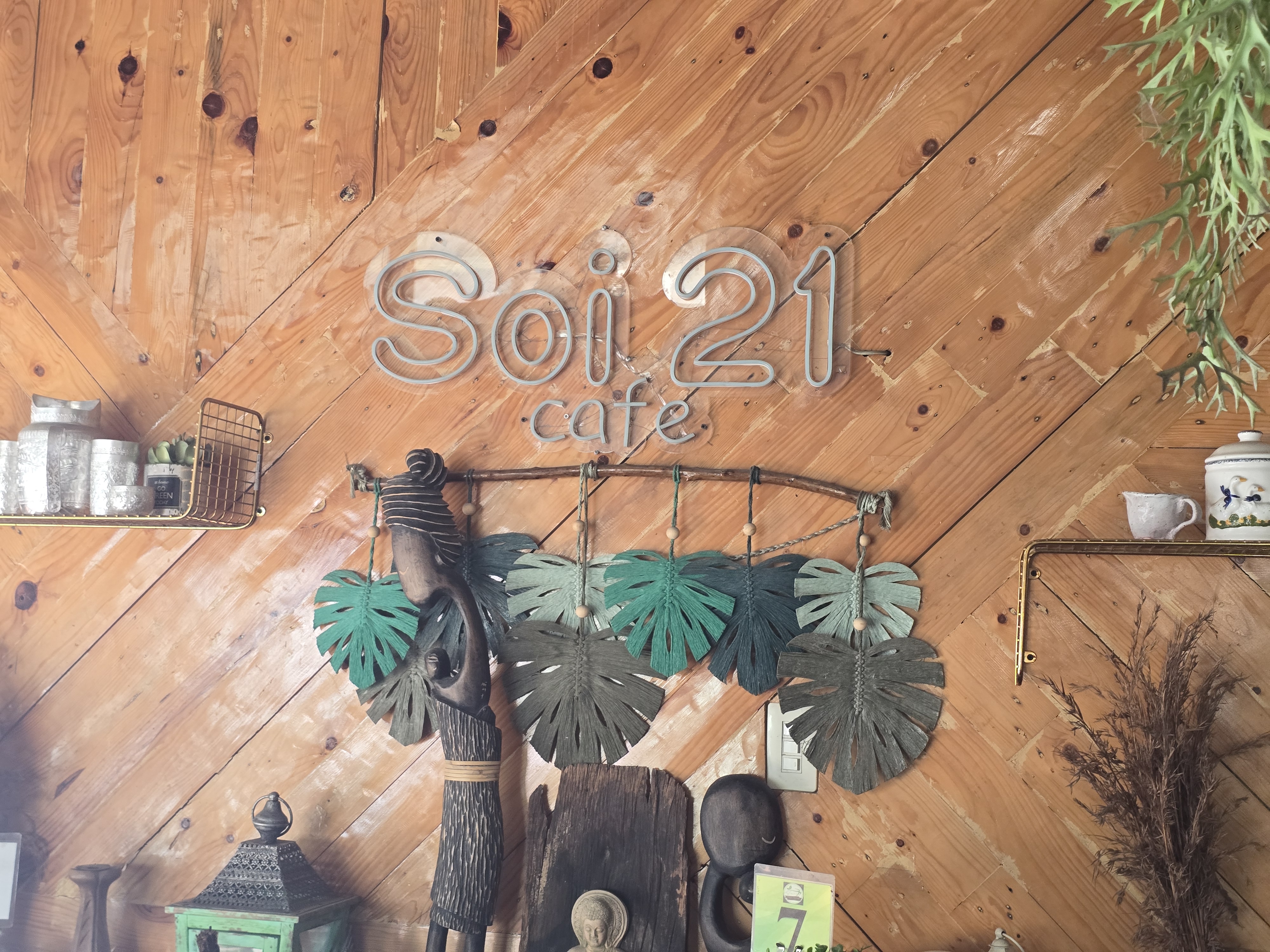 Soi 21 Cafe Interior